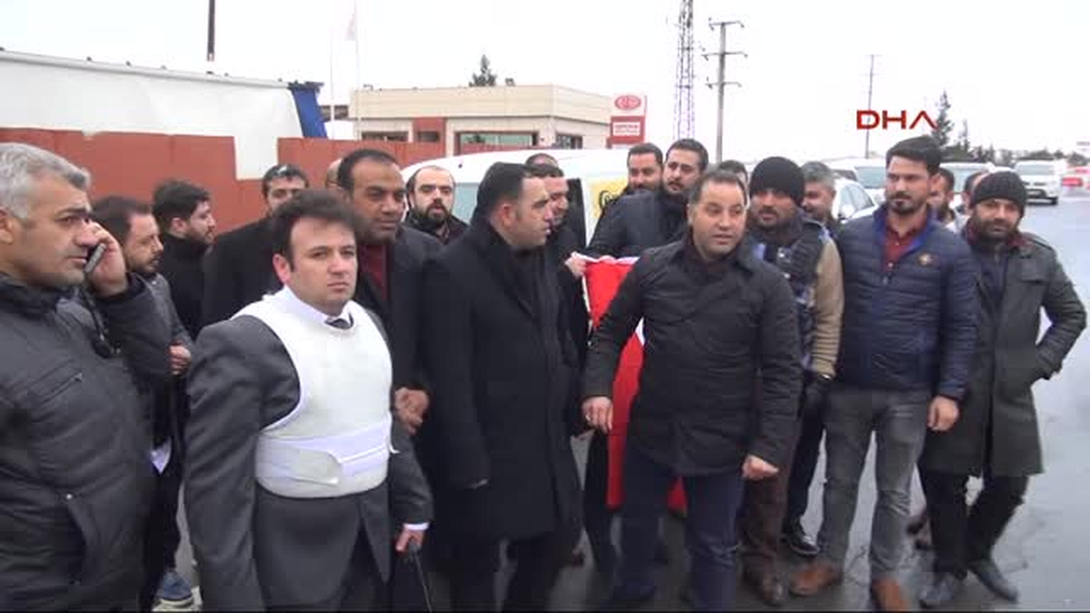 Şanlıurfa\'da, Polislere Baklavalı Moral