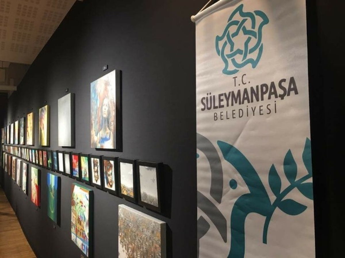 Süleymanpaşa Belediyesi\'nden Paris\'te Gövde Gösterisi