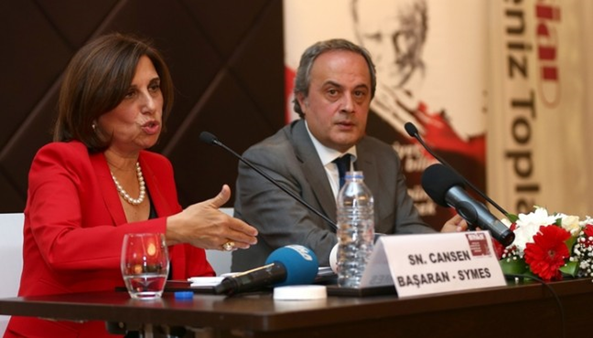 Symes: Döviz Yerine Ekonomi Tartışmalıyız