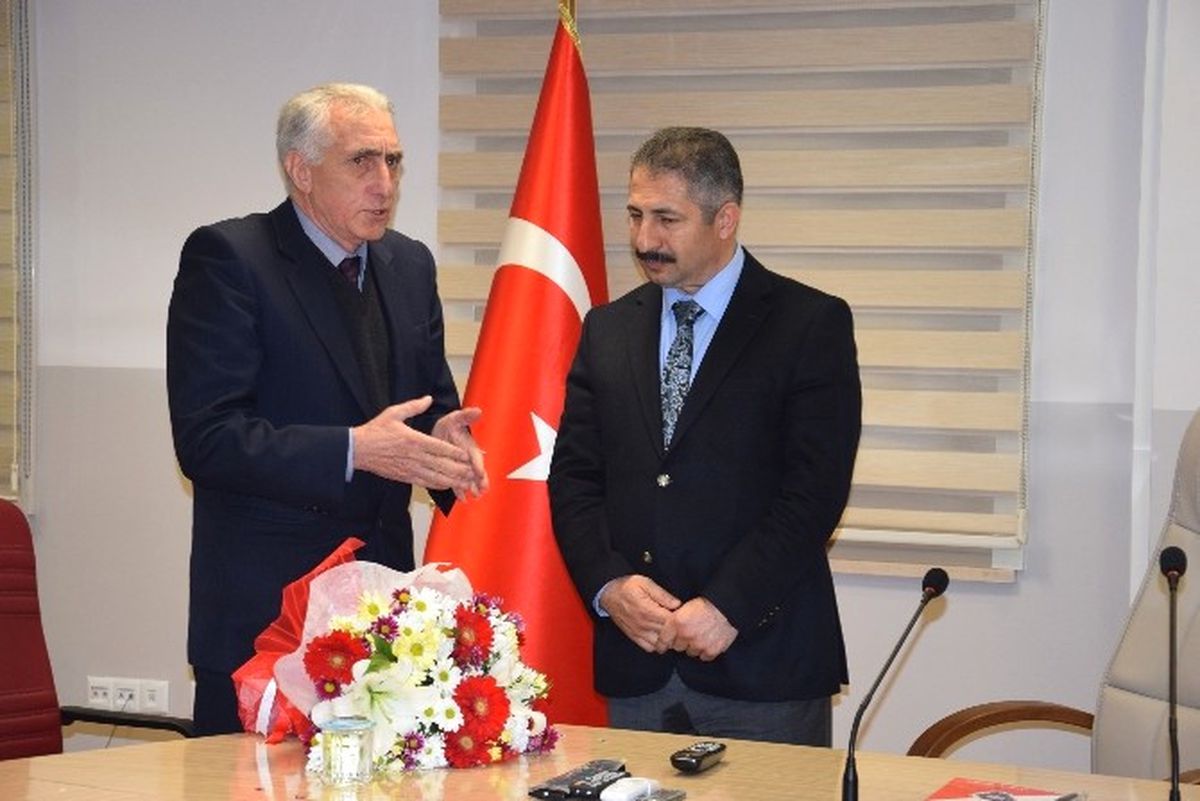 Türk-İş ve Bağlı Sendikalardan Şehit Polisler İçin Başsağlığı Ziyareti