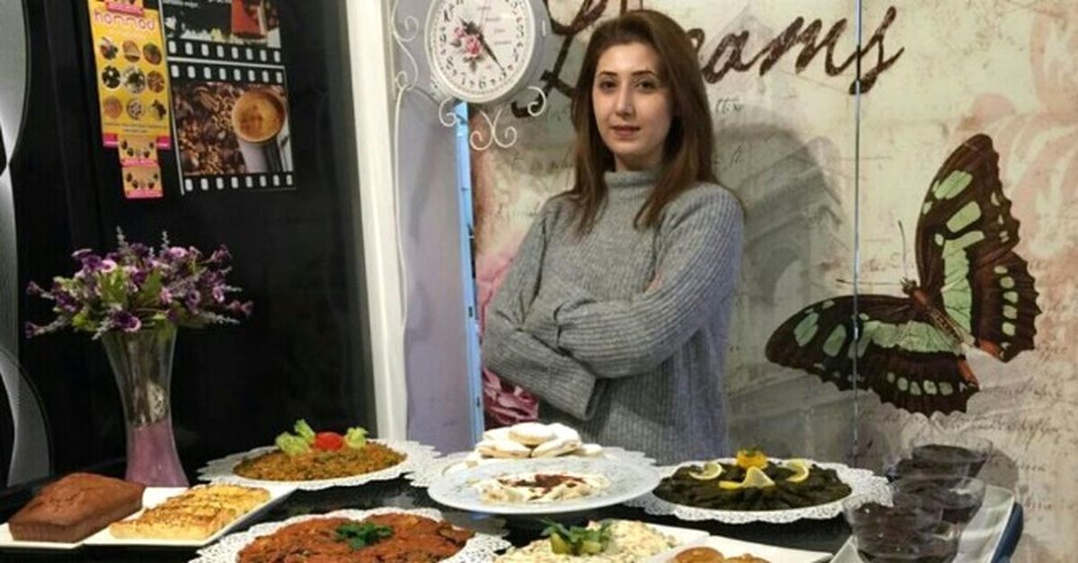 Yılbaşı İçin Şimdiden Yarım Ton Ev Yapımı Yaprak Sarma Siparişi Aldık"