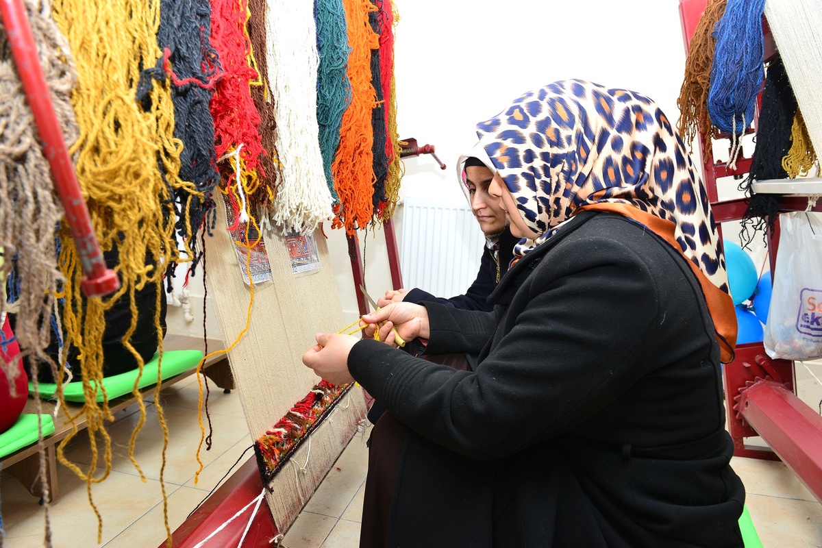 Yıldırımlı Kadınlar Sanatla Ekonomiyi Canlandırıyor