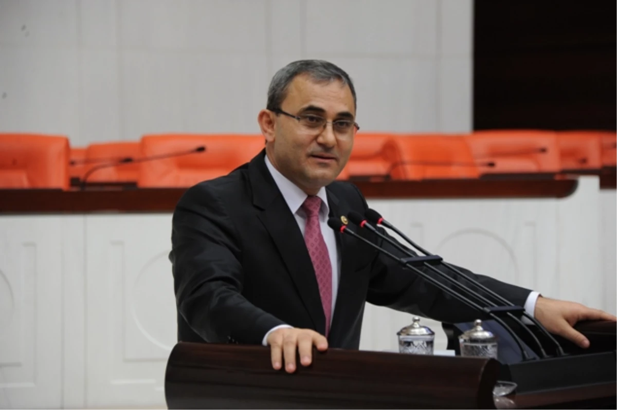 Yök: "Thk Üniversitesi Rektör Vekilliğine Atanan Prof. Dr. Alim Işık\'ın Görevine Son Verildi"