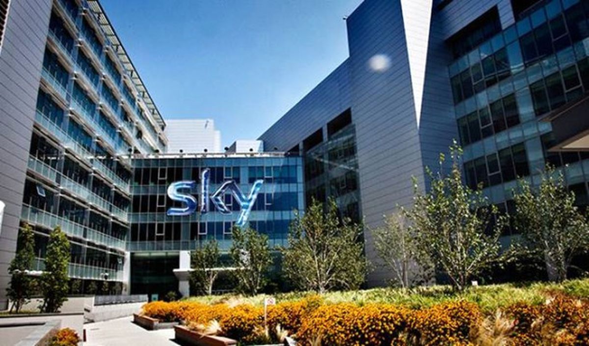 ABD\'li Medya Devi İngiliz Sky\'ı Satın Alıyor