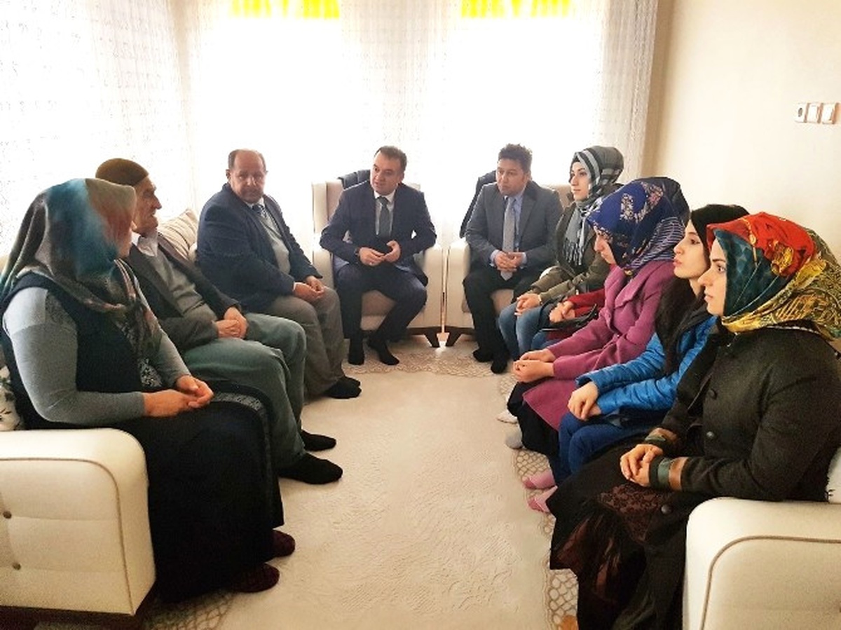Adıyaman Kyk İdarecileri ve Öğrencileri Şehit Ailesiyle Bir Araya Geldi