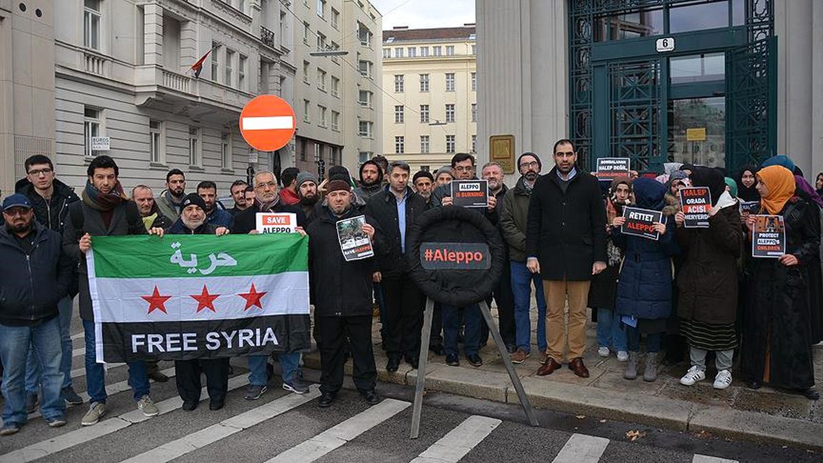 Avusturya\'da "Halep" Protestosu