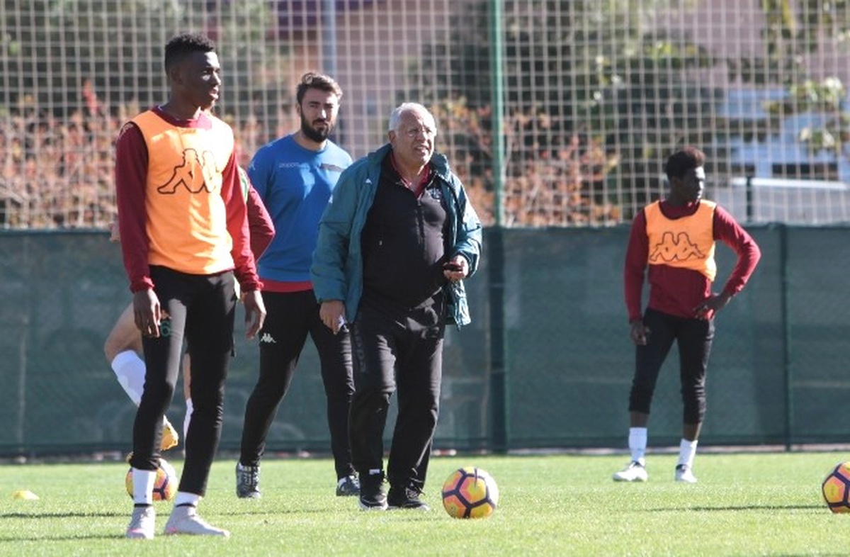 Aytemiz Alanyaspor\'da Akhisar Belediyespor Hazırlıkları Sürüyor