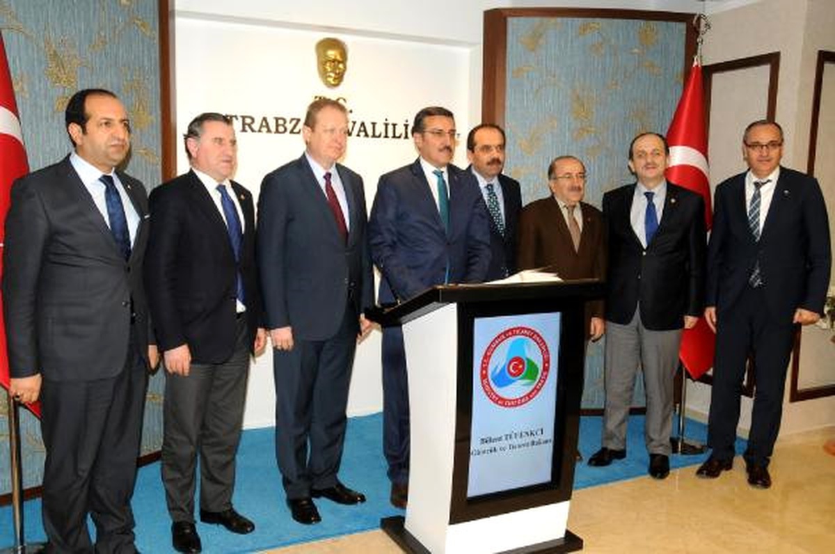 Bakan Tüfenkçi, Sarp Kapısı\'nda İncelemelerde Bulundu (2)