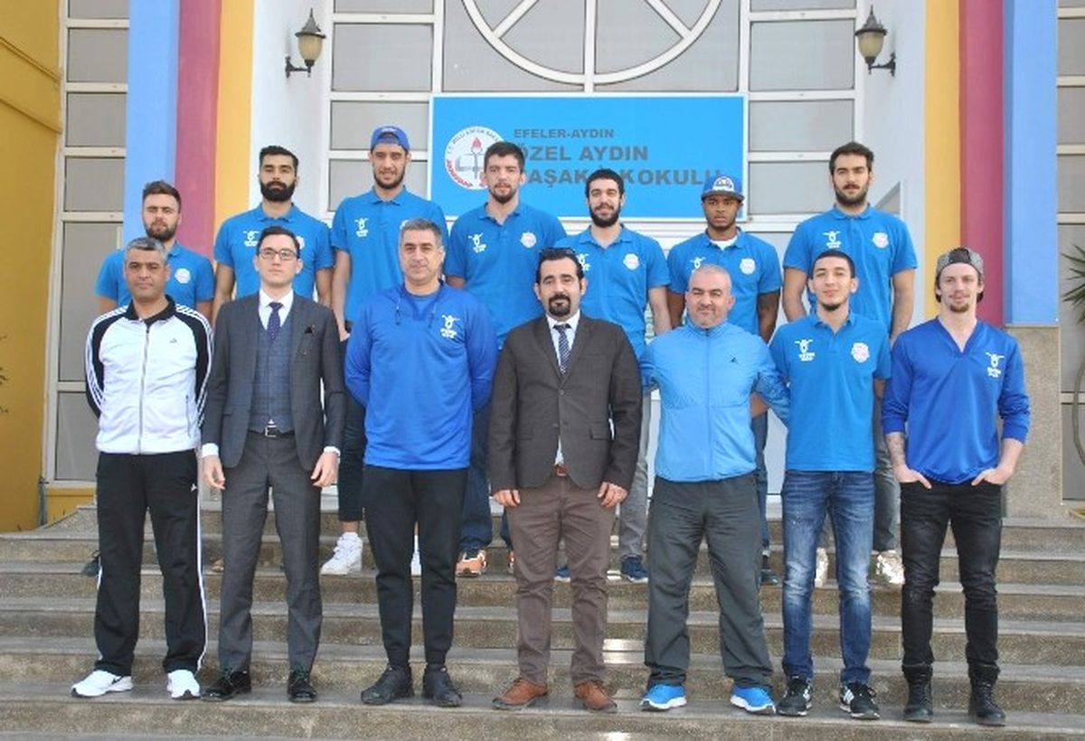 Başak Koleji, Efespor\'u Ağırladı