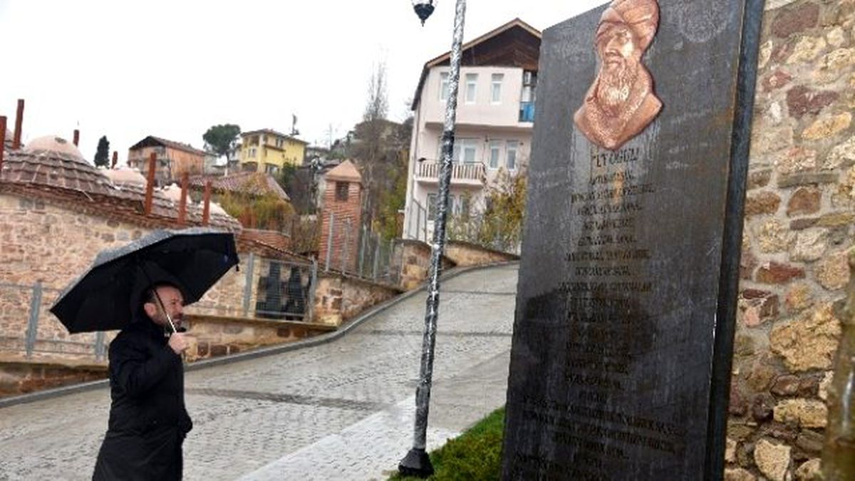 Başan Doğan, Akçakoca Meydanını Ziyaret Etti