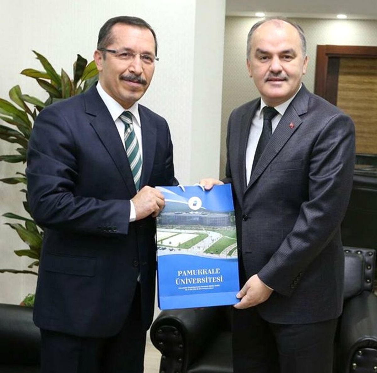 Başkan Gürlesin, Rektör Bağ\'ı Ağırladı