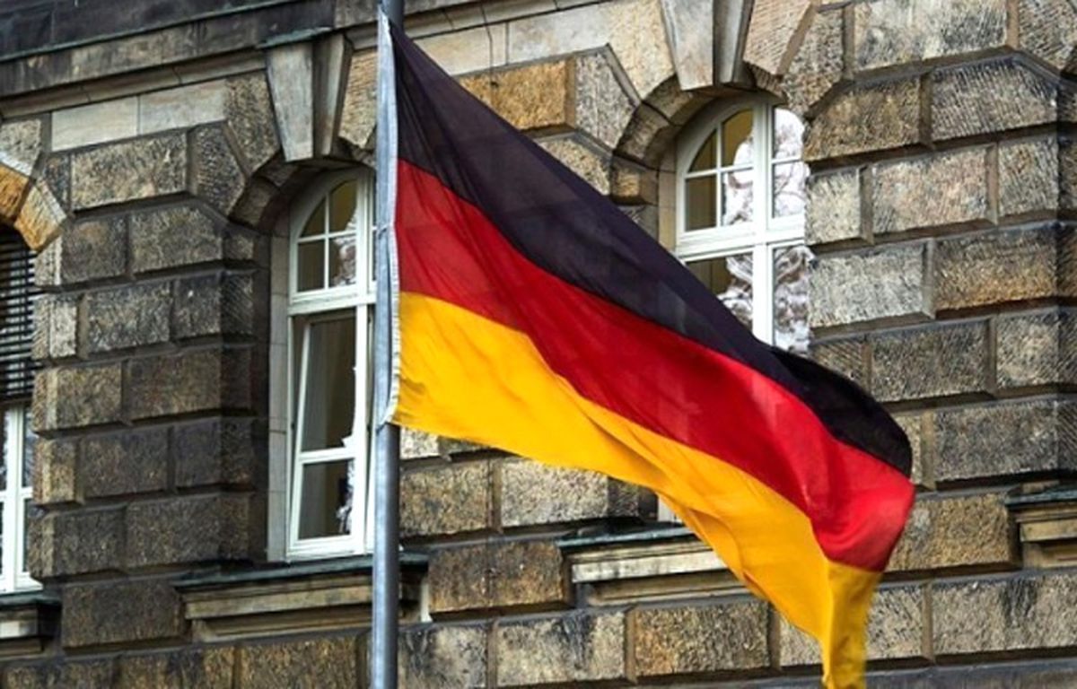 Berlin\'deki Saldırgan Hakkında Yakalama Kararı
