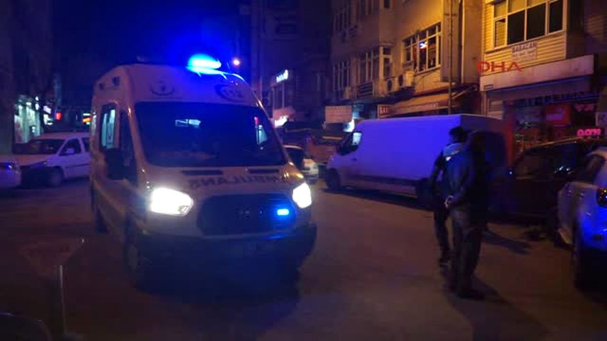 Cip, Park Halindeki Araca Çarptı: 1 Yaralı