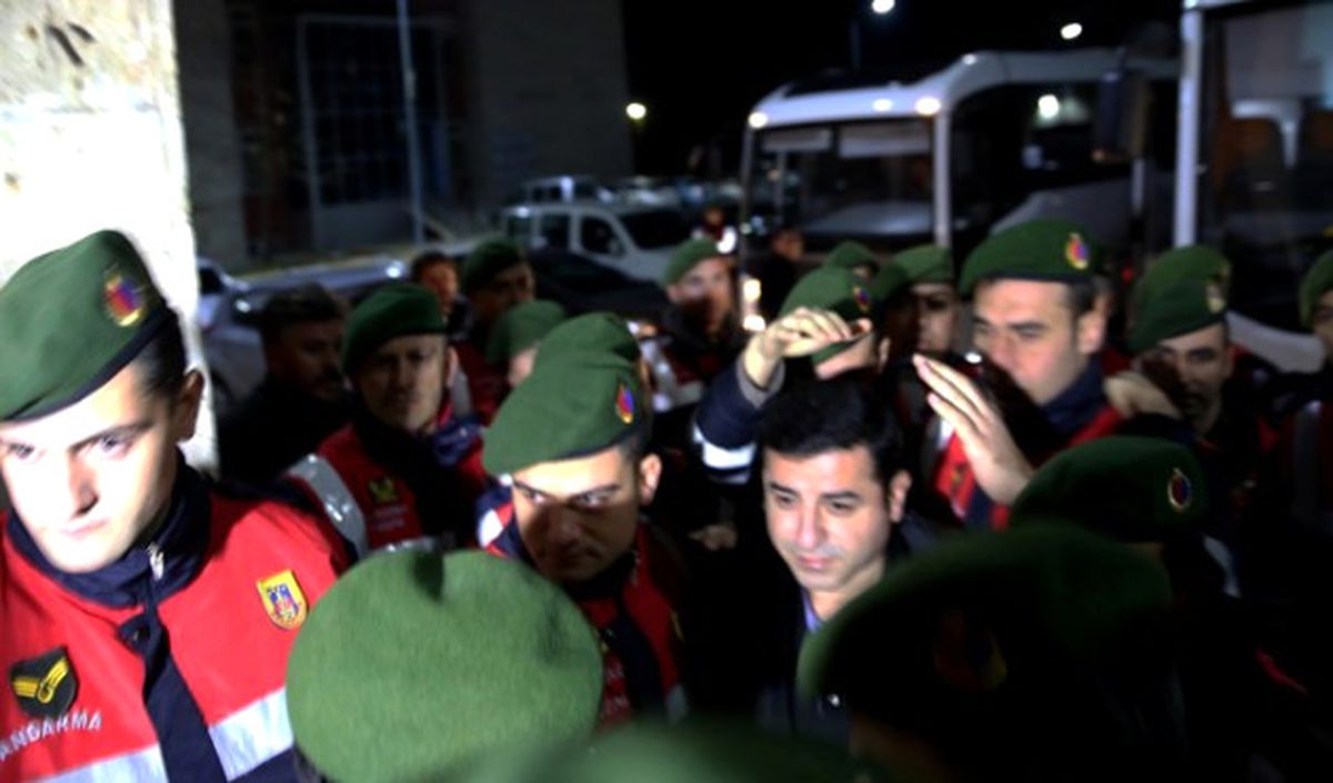 Demirtaş, Muayene Edildi