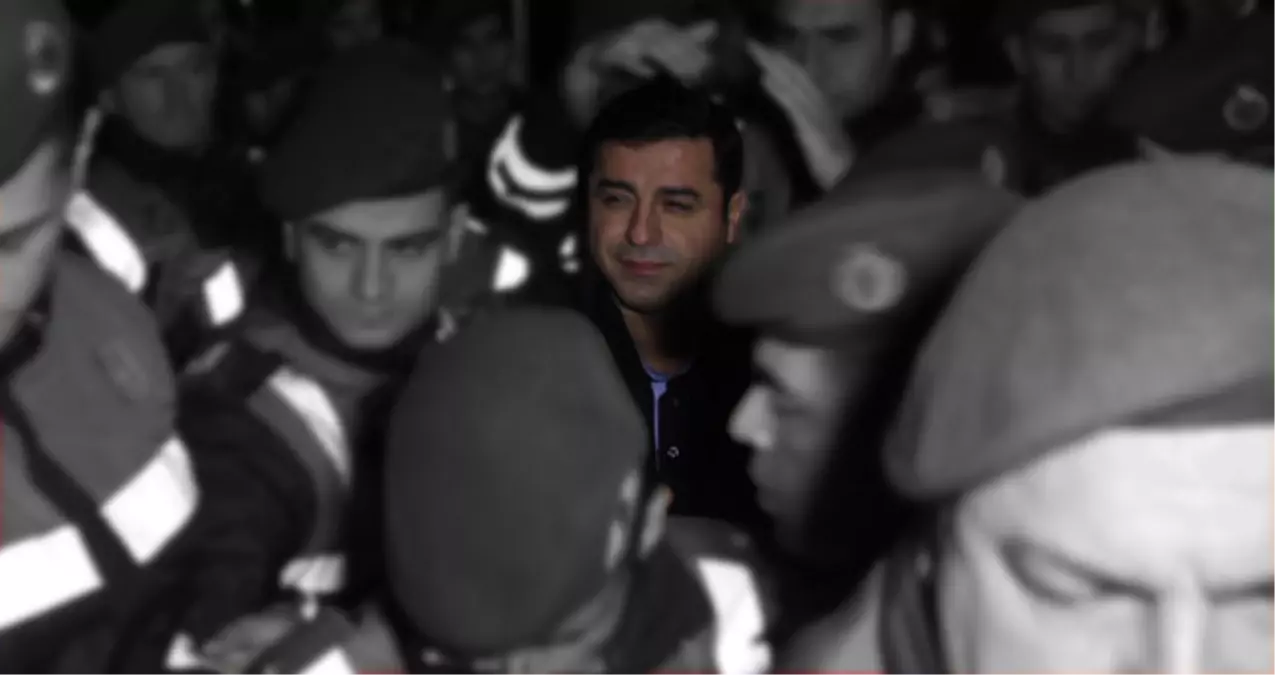 Demirtaş\'tan Sağlık Durumunu Soran Hakime: İyi Olmaya Çalışıyoruz