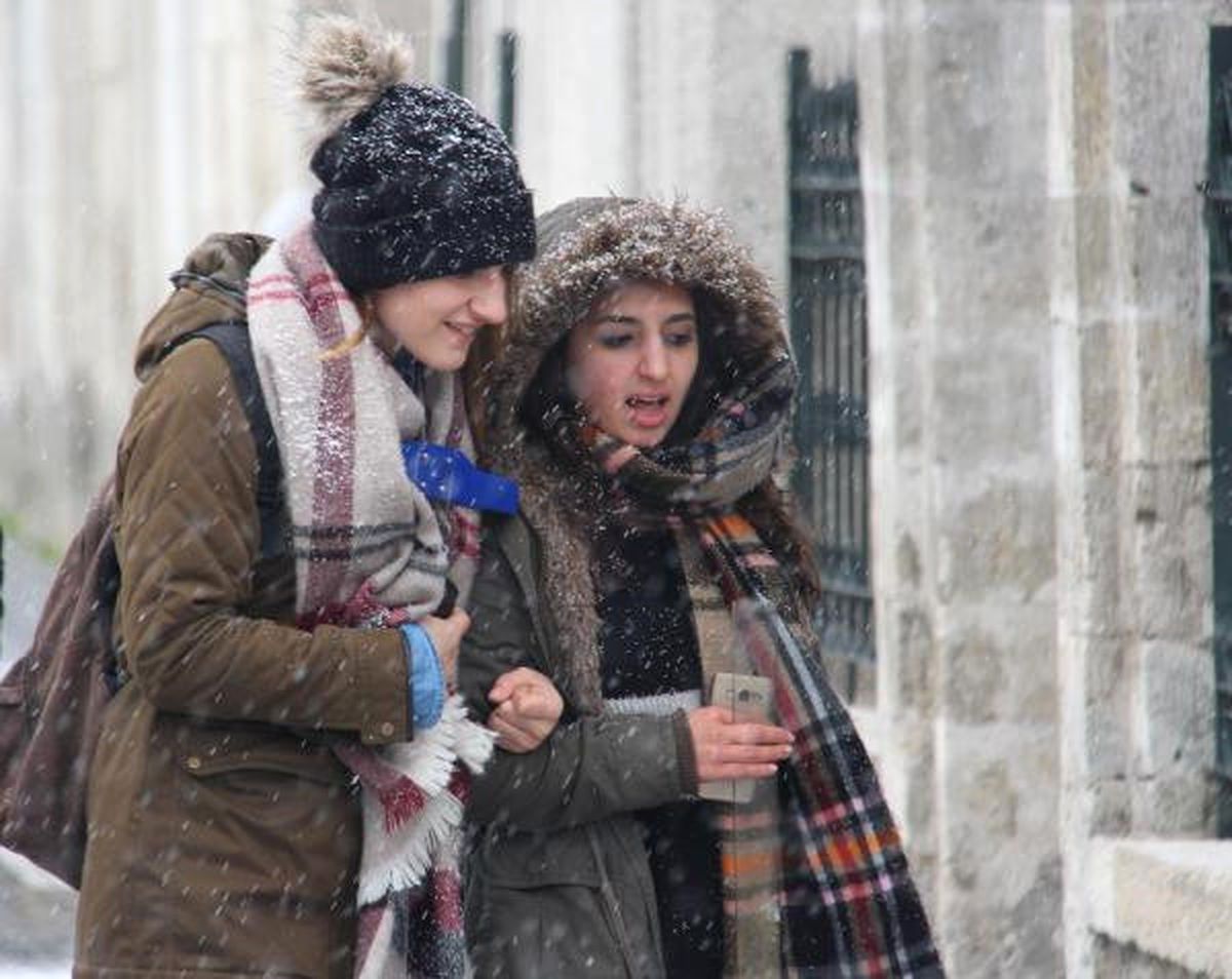 Edirne\'de Kar Yağışı Başladı