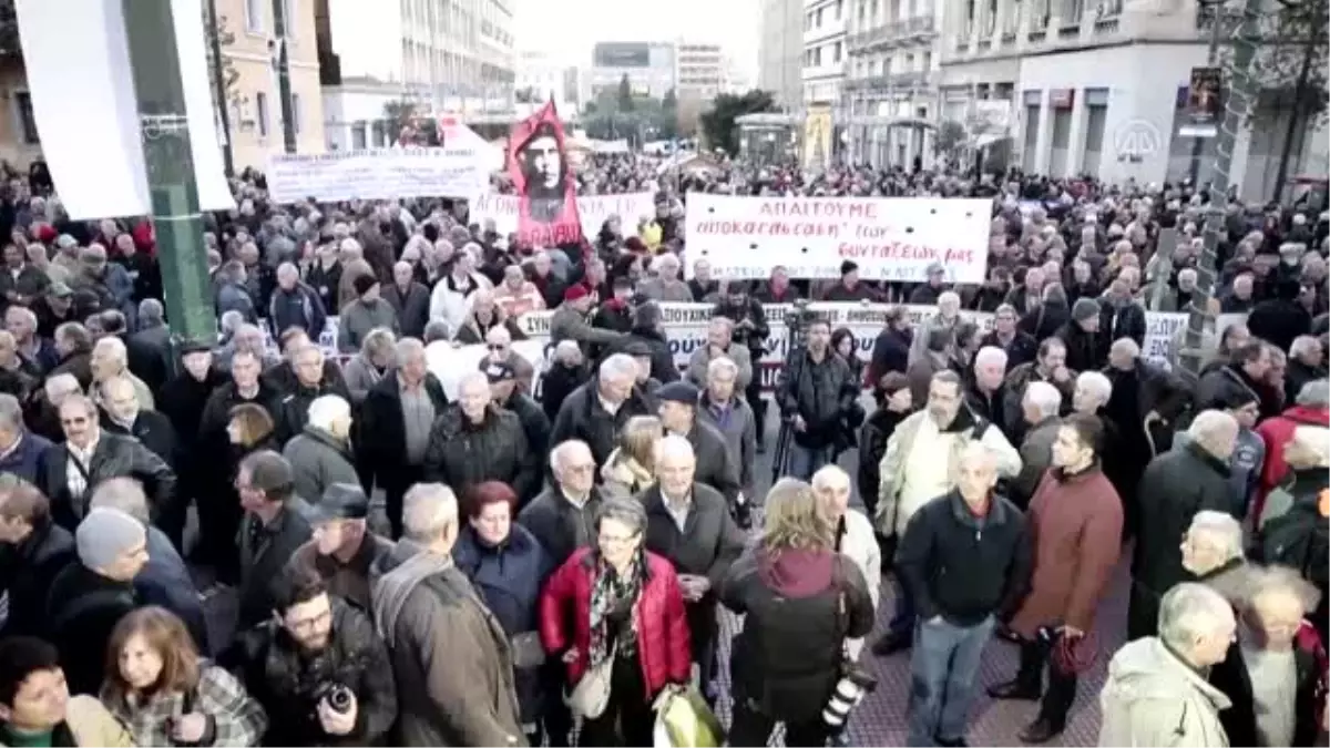 Emeklilerden Protesto - Atina