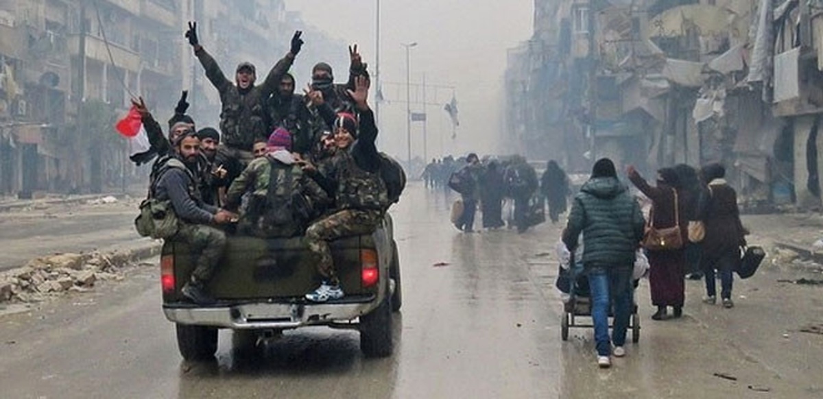 Halep\'te Ateş Açılan İlk Konvoy Yeniden Yola Çıktı