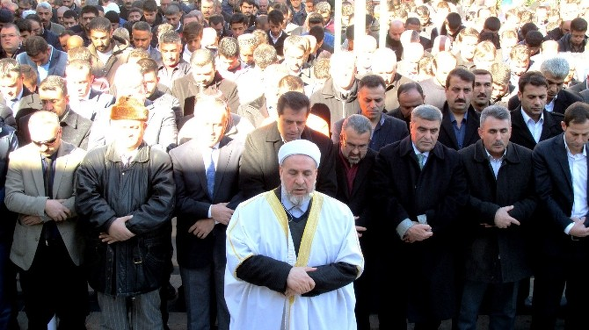 Halep\'te Sivillere Yönelik Saldırılara Tepkiler