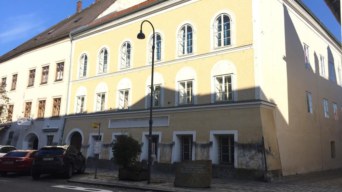 Hitler\'in Doğduğu Ev Kamulaştırıldı