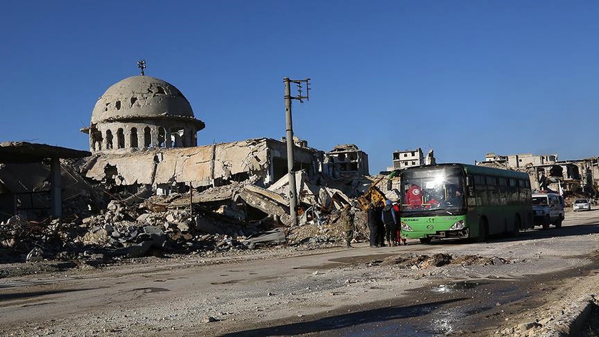 İngiltere, Rusya ve İran\'ın Londra Büyükelçilerini Bakanlığa Çağırdı