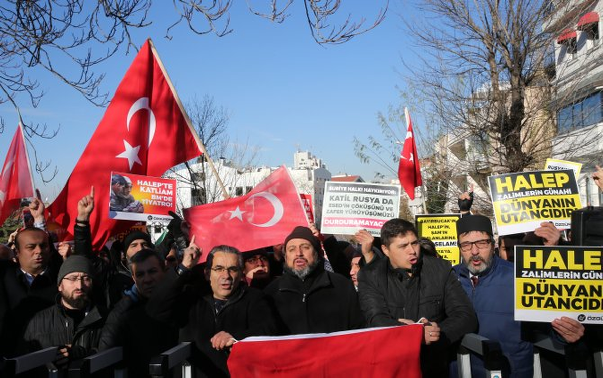 İran ve Rusya Büyükelçilikleri Önünde Halep Protestosu