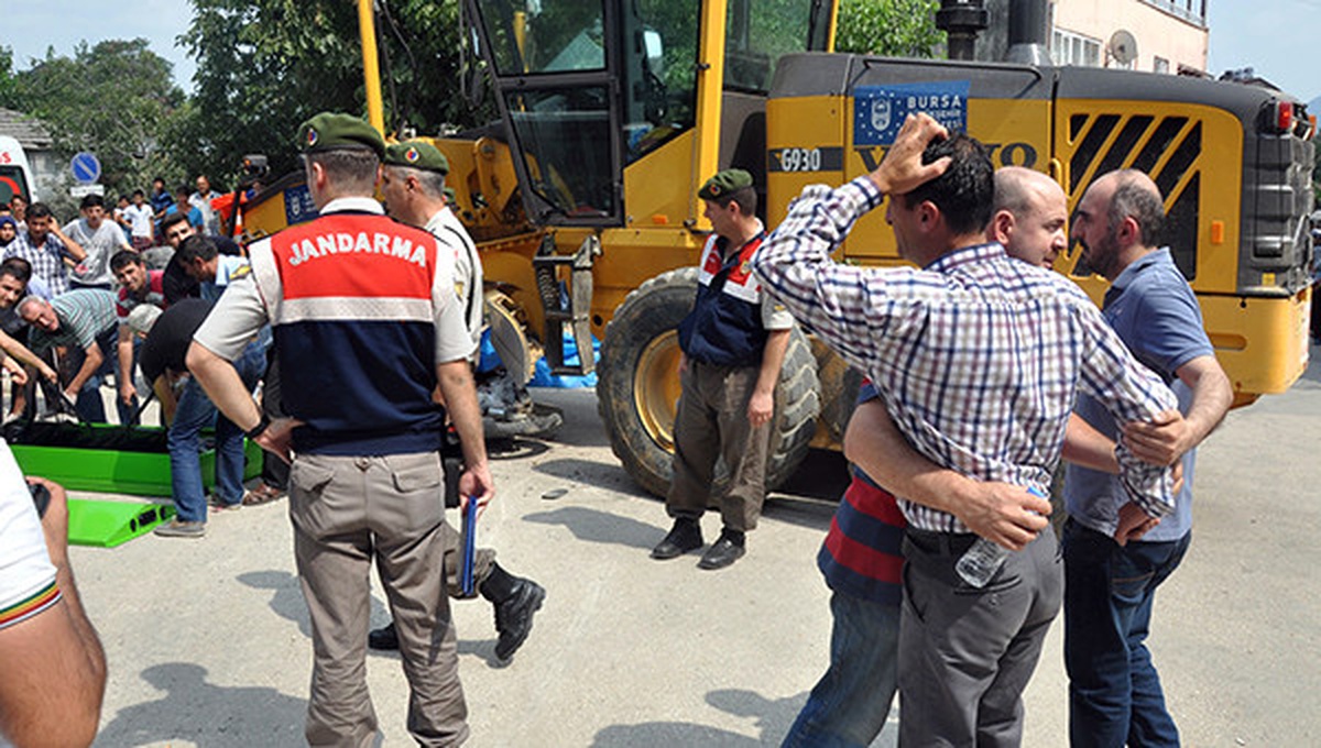 İş Makinesinin Altında Kalan Şahıs Öldü