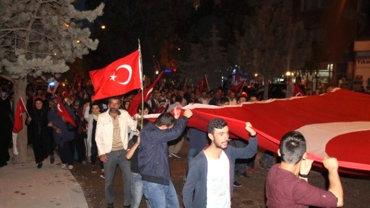 İstanbul\'daki Terör Saldırısına Tepkiler