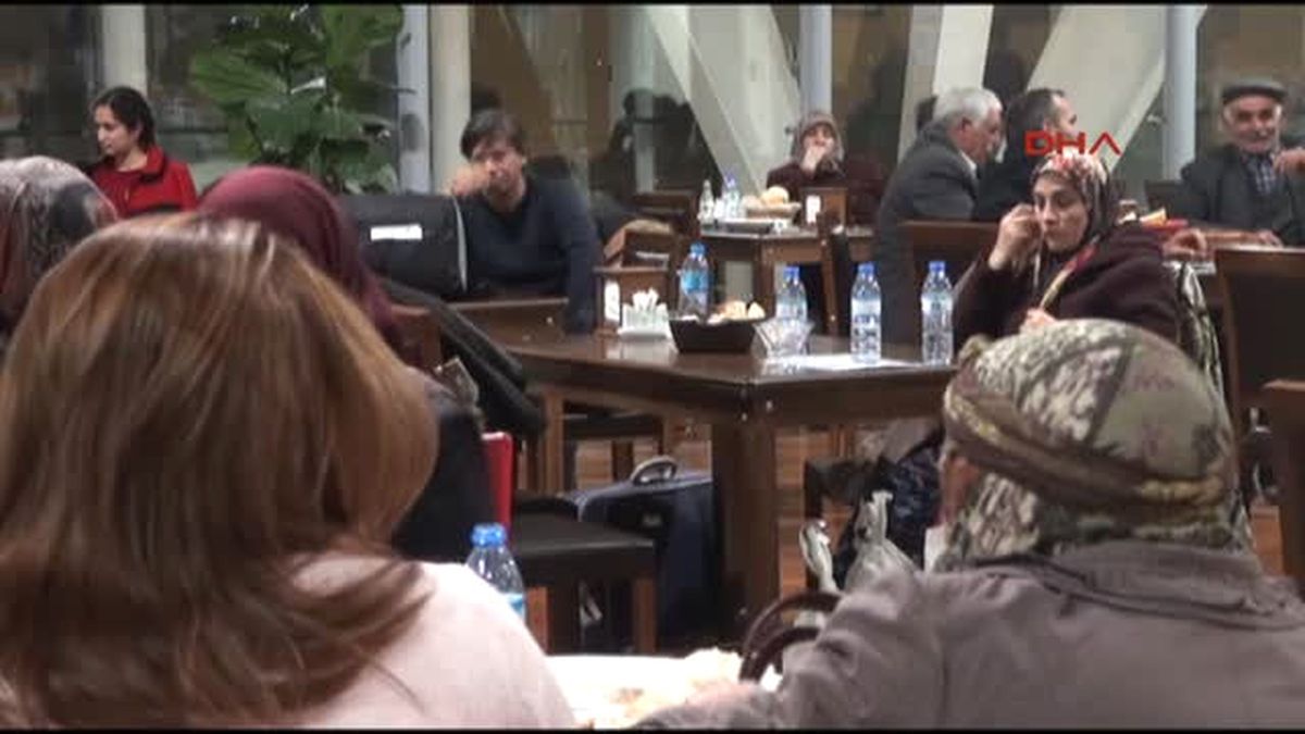 Kars - 9 Saat Rötar Yolcuları Isyan Ettirdi