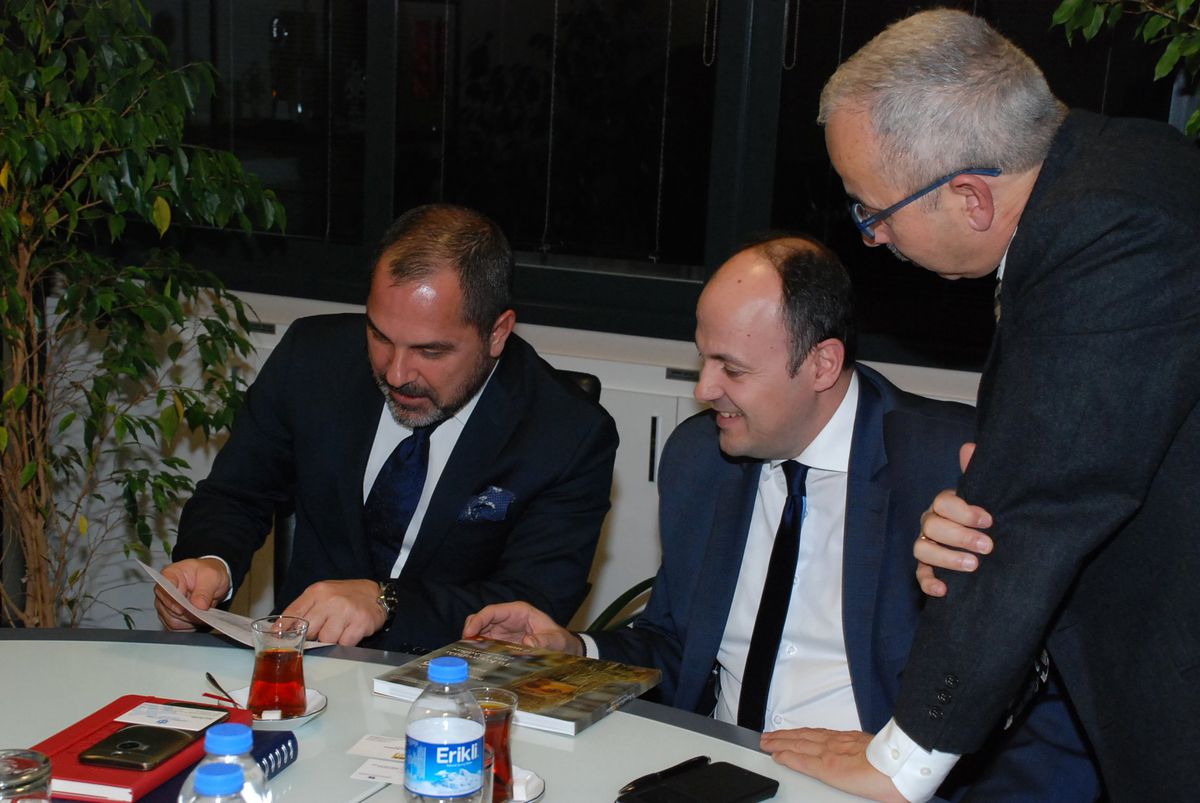 Komşuyla Turizm Kriz Dinlemedi