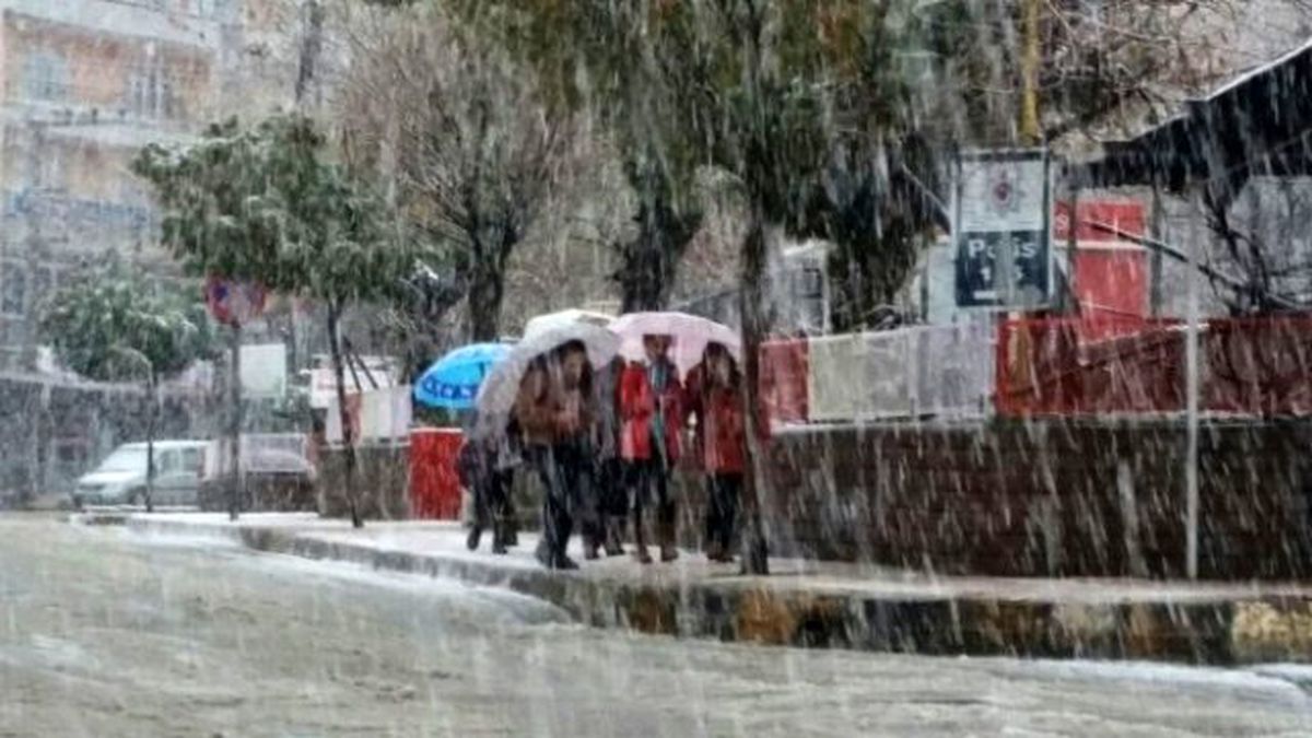 Kulp\'ta Eğitime Kar Engeli