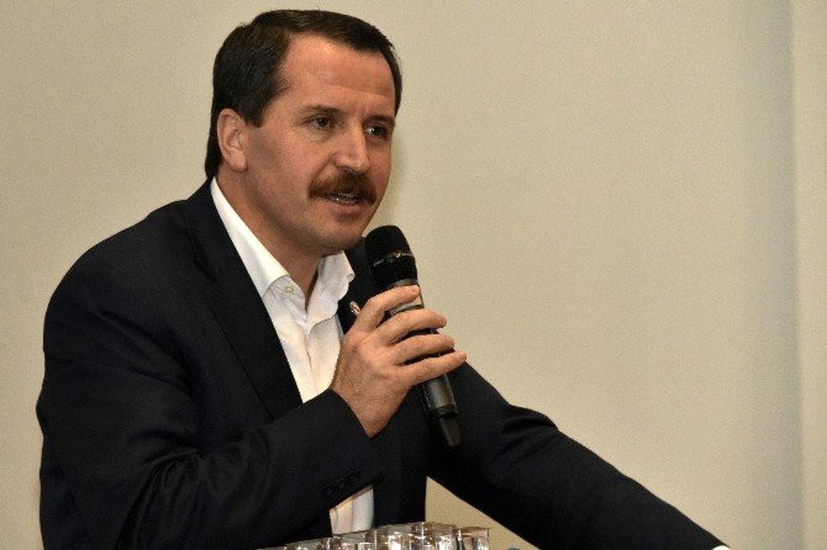 Memur-Sen Genel Başkanı Yalçın: "81 İlden Yardım Tırlarımızla Cilvegözü Sınır Kapısı\'na Gidiyoruz"