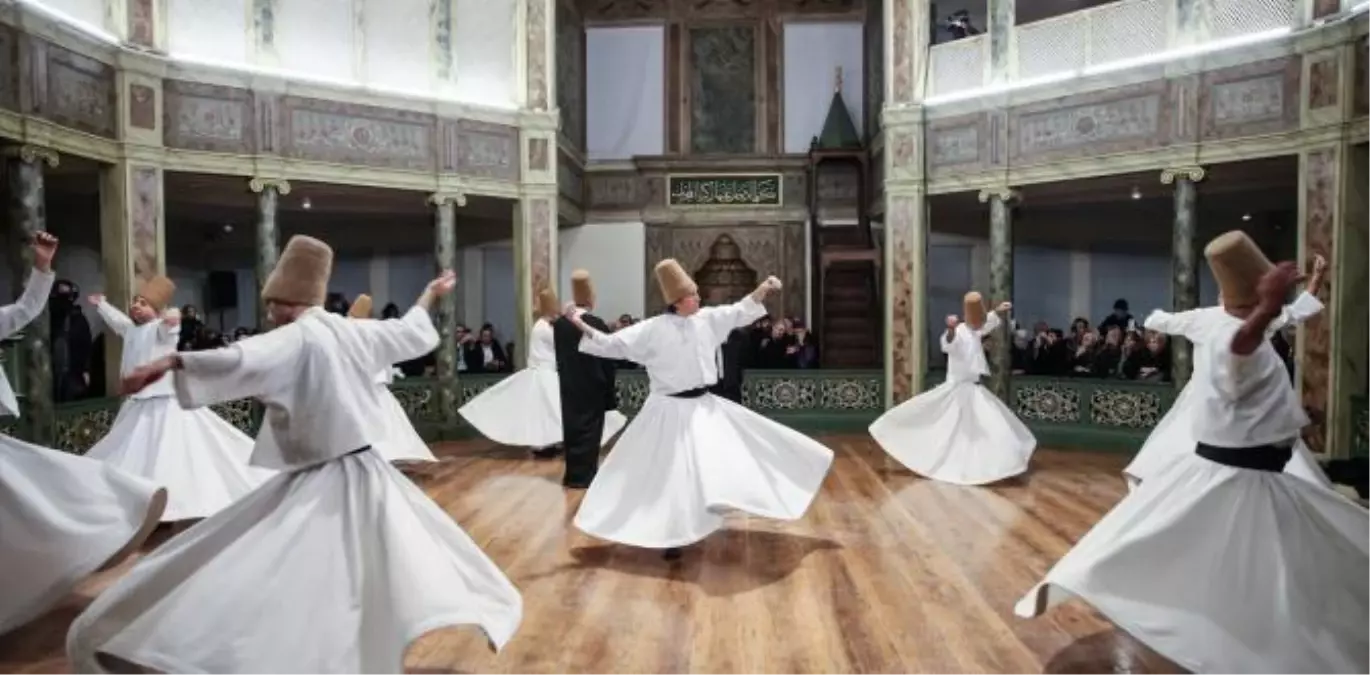 Mevlana Galata Mevlevihane\'sinde Anıldı