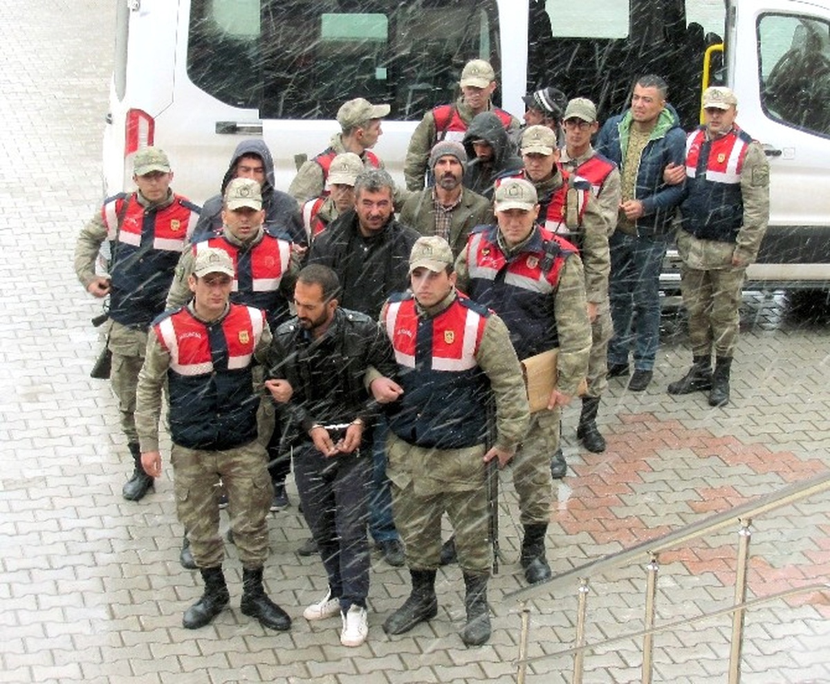 PKK Propagandası İddiasıyla Gözaltına Alınan 10 Kişi Serbest Bırakıldı