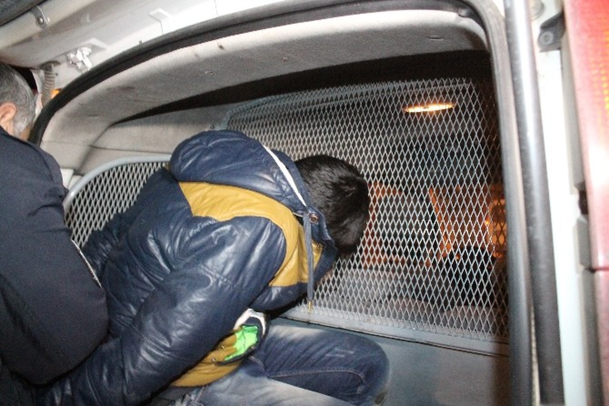 Polise Çarpıp Kaçtı, Kendini Böyle Savundu: Suçum Yok, Babama Sorun!