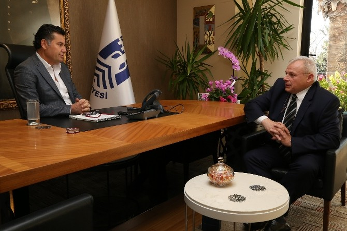 Polonya Başkonsolosu\'ndan Veda Ziyareti