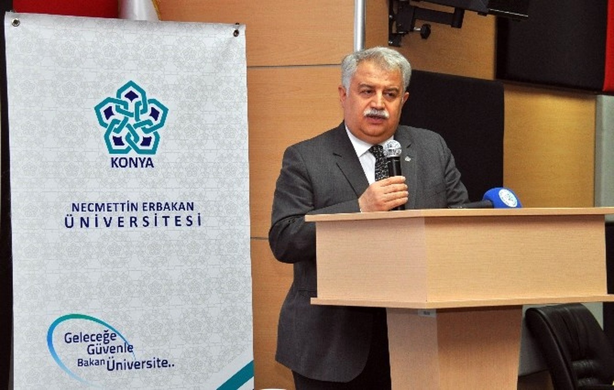 Rektör Şeker: "İnsanlık Halep\'te İmtihanı Kaybetti"