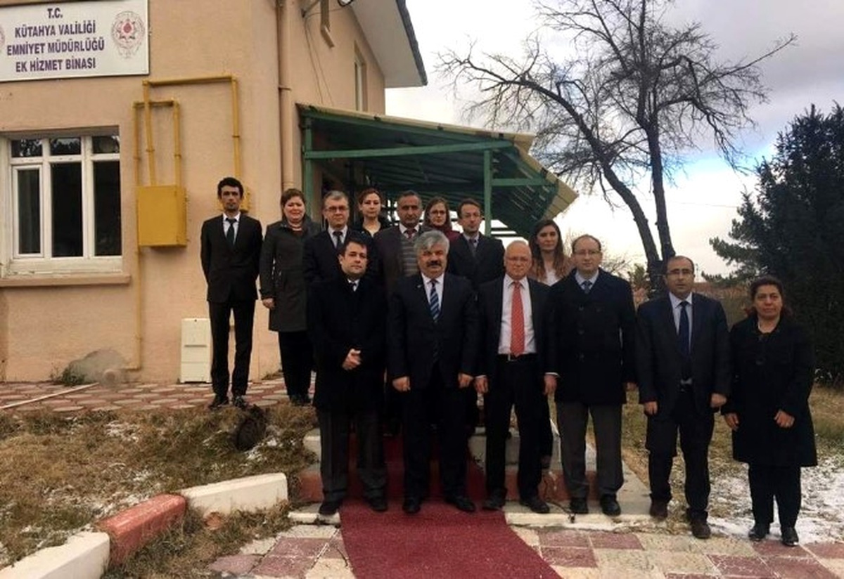 Sağlıkçılardan Polise Başsağlığı Ziyareti