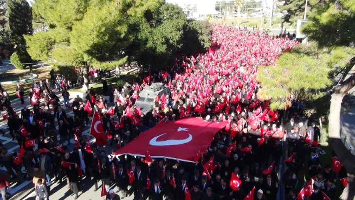 Şanlıurfa\'da \'Teröre Lanet, Kardeşliğe Davet\' Yürüyüşü