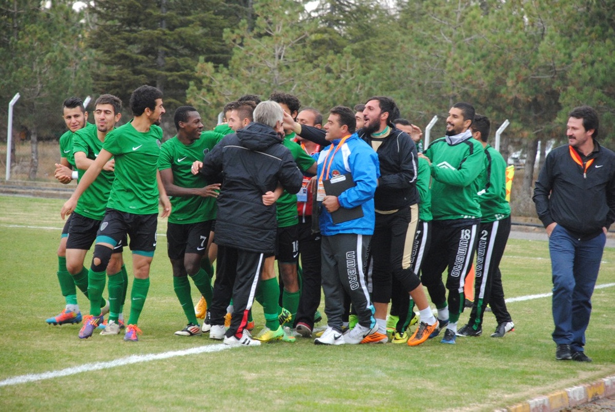 Sarayönü Belediyespor, İlk Yarıyı 3 Puanla Kapatmak İstiyor