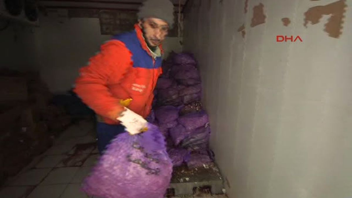 Sevimli Dostlar Için Hergün 4 Ton Yiyecek Hazır