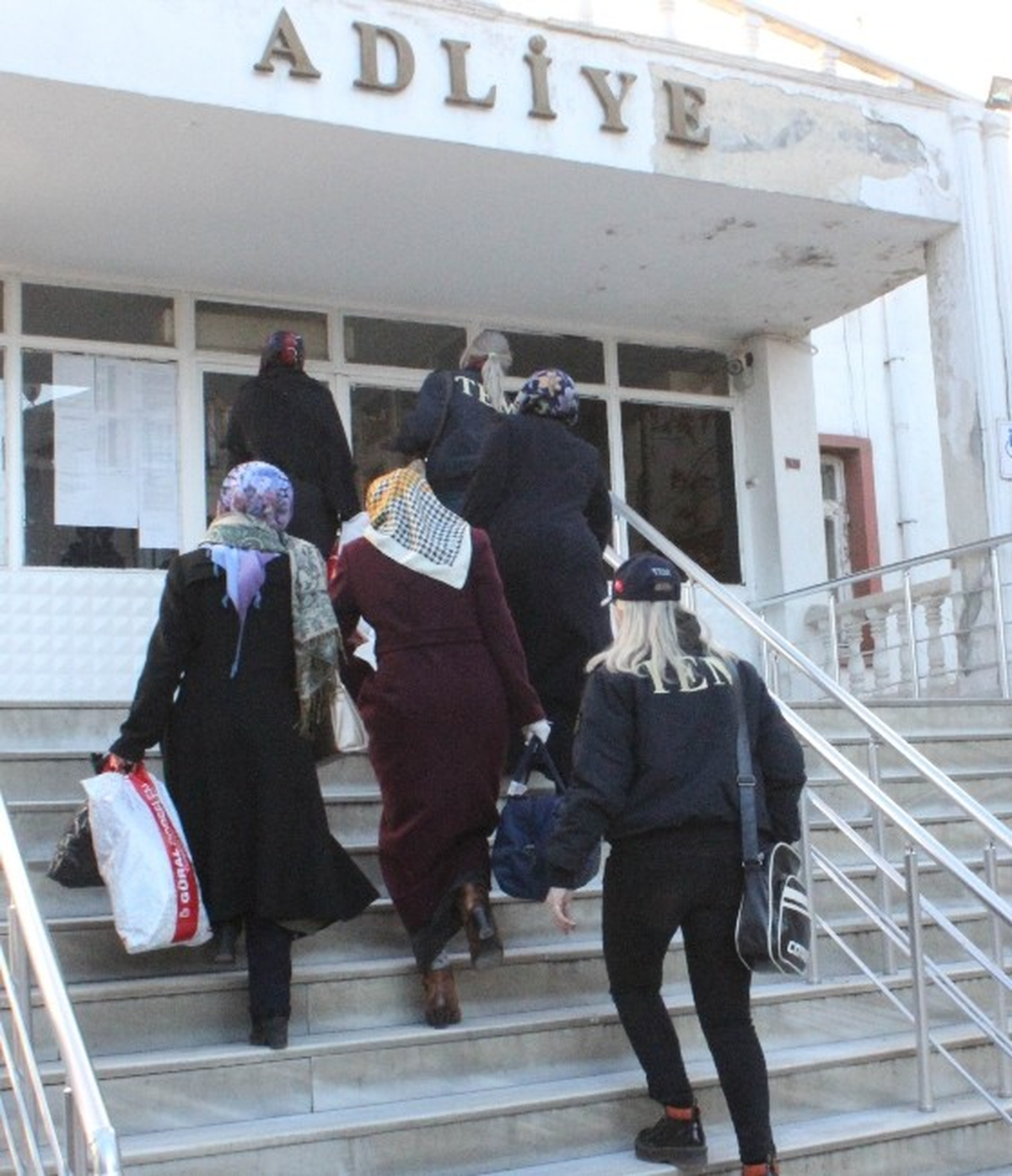 Tekirdağ\'da 4 Kadın Fetö\'den Tutuklandı
