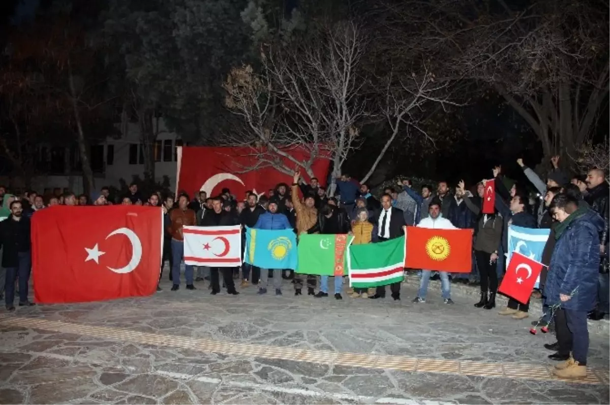 Terör Saldırısına Tepkiler Sürüyor