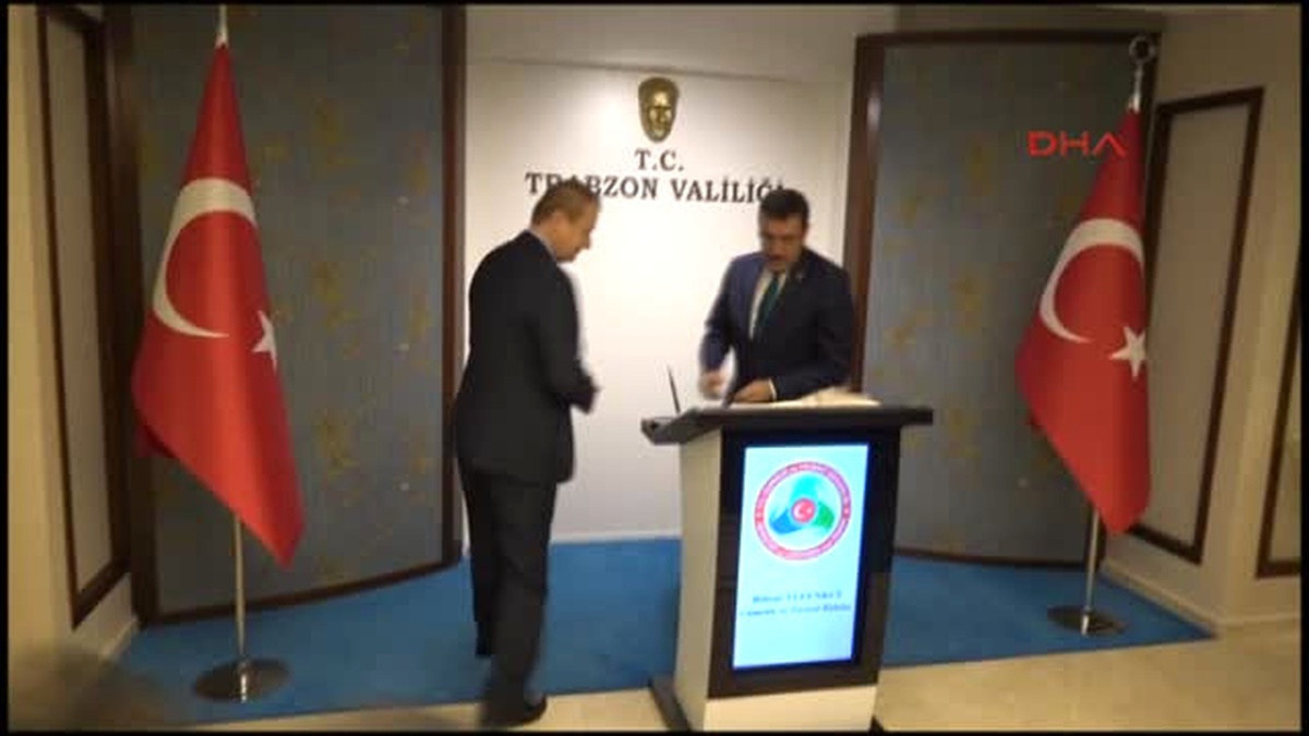 Trabzon Bakan Tüfenkçi, Sarp Kapısı\'nda Incelemelerde Bulundu