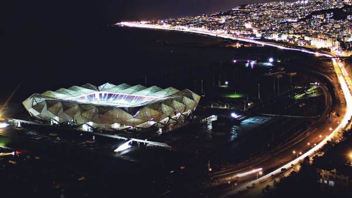 Trabzonspor, Türkiye\'nin En Hızlı ve En Teknolojik Stadına Kavuşuyor