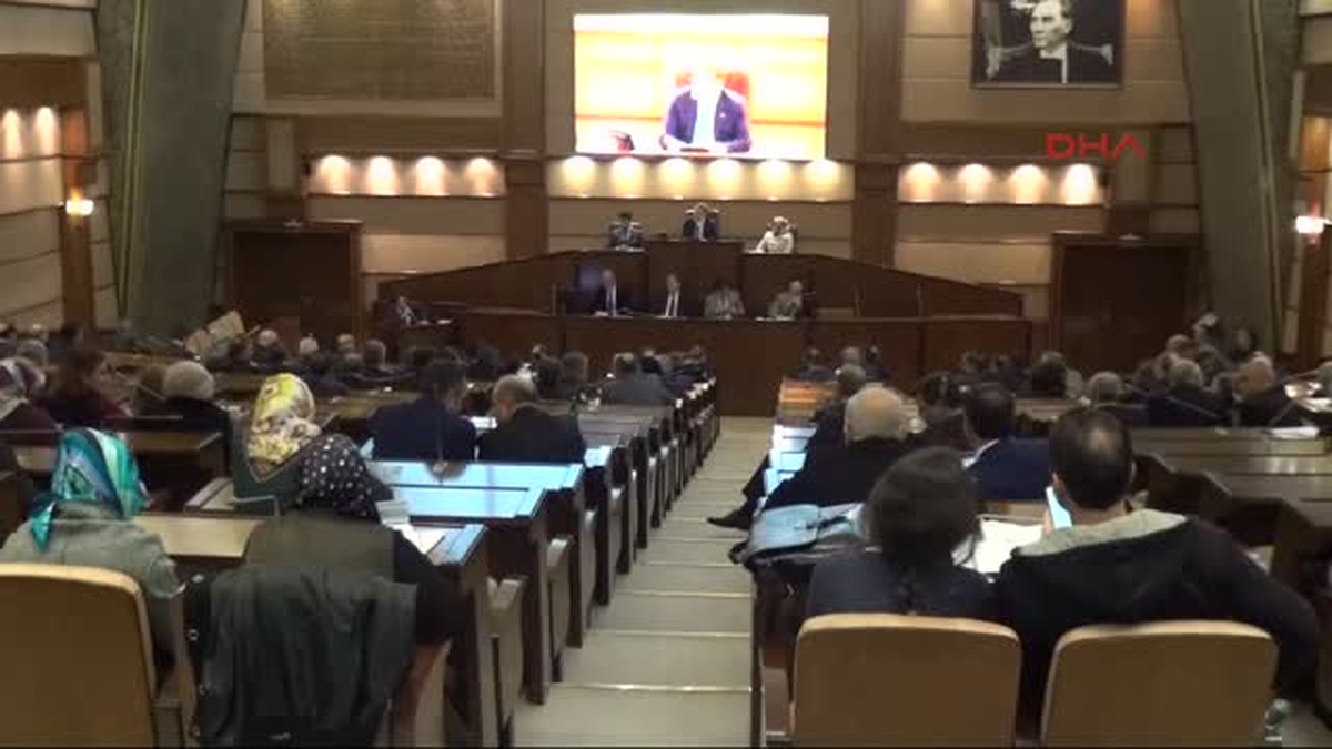 Üsküdar\'daki Hilafet Çağrısı Iddiası Hakkında Suç Duyurusu