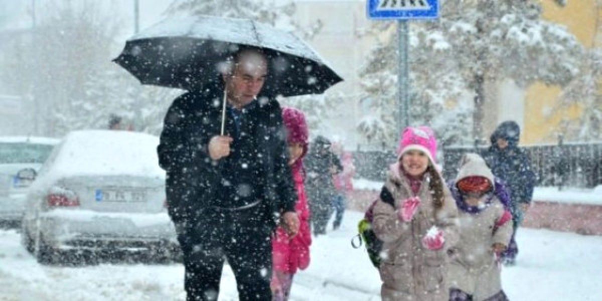 Van\'da Eğitime Kar Engeli