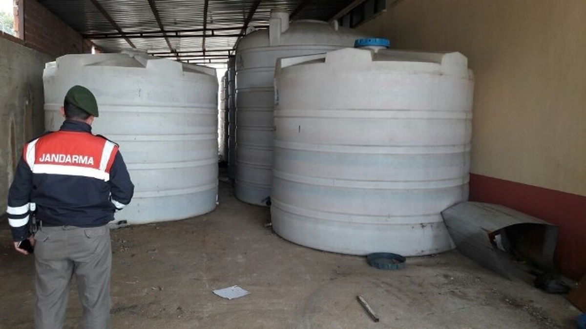Yıl Başı Öncesi 90 Ton Kaçak İçki Ele Geçirildi