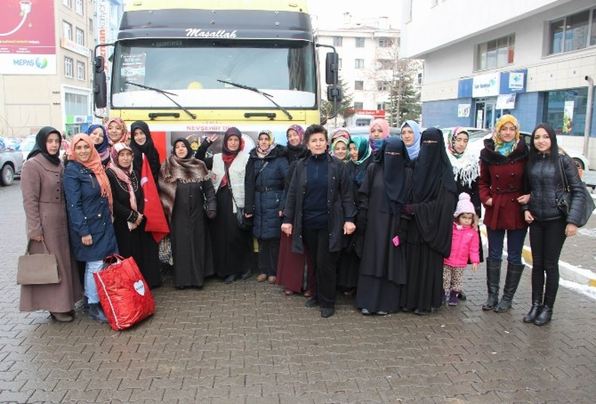 120 Gönüllü Cilvegözü Sınır Kapısı\'na Gidiyor