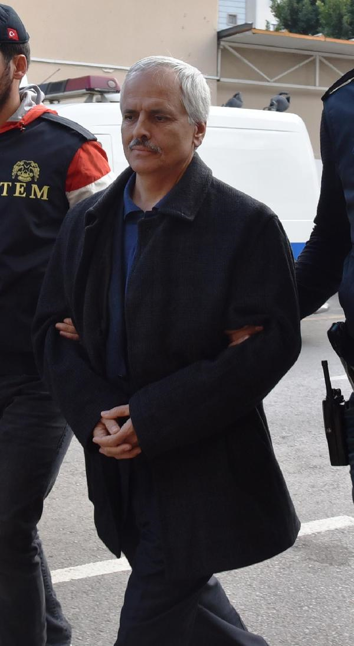 Antalya\'da Fetö\'nün Üst Düzey Yetkilisi Yakalandı